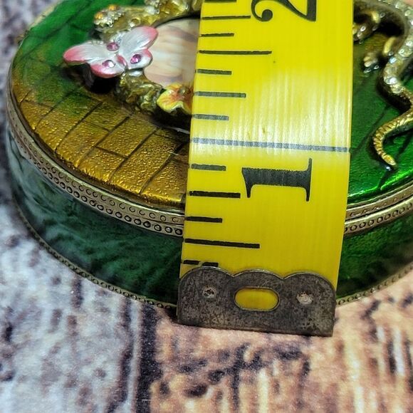 Swarovski Crystal Picture Trinket Box - Picture 3 of 10